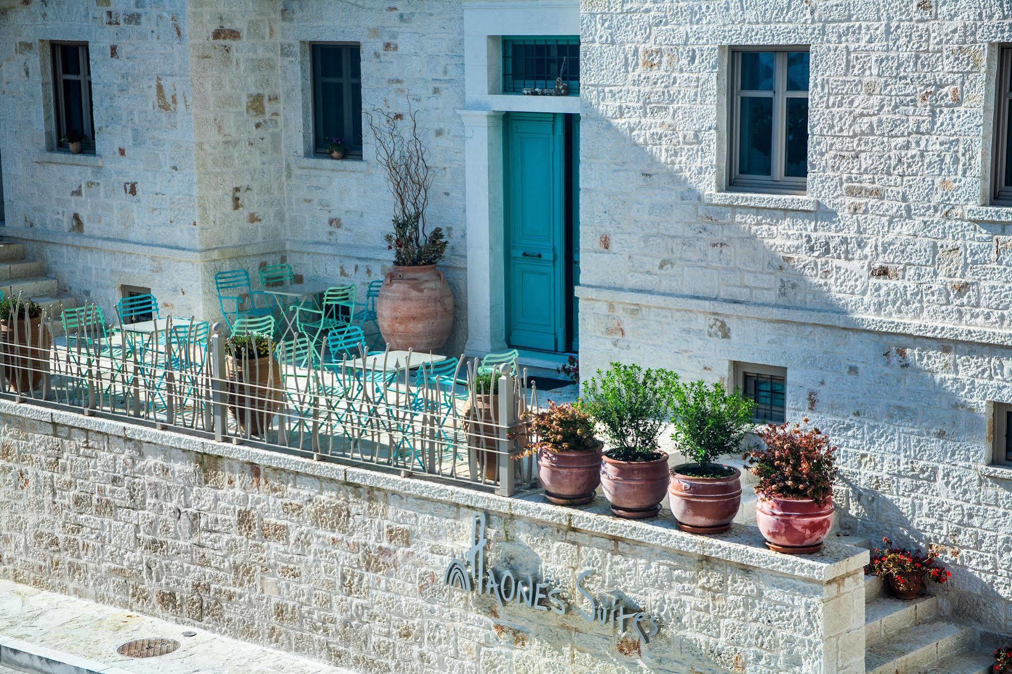 Haones Suites Ioannina Buitenkant foto